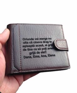 portofel maro cu capsa personalizat cu text sa poti avea