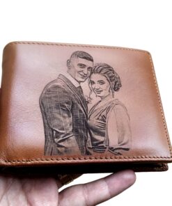 Portofel maro coniac fara capsa personalizat din piele naturala cu poza!