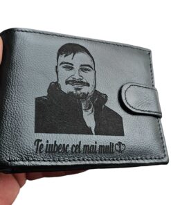 portofel cu poza si text negru Te iubesc