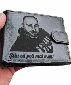 portofel personalizat negru cu poza si text Stiu ca poti