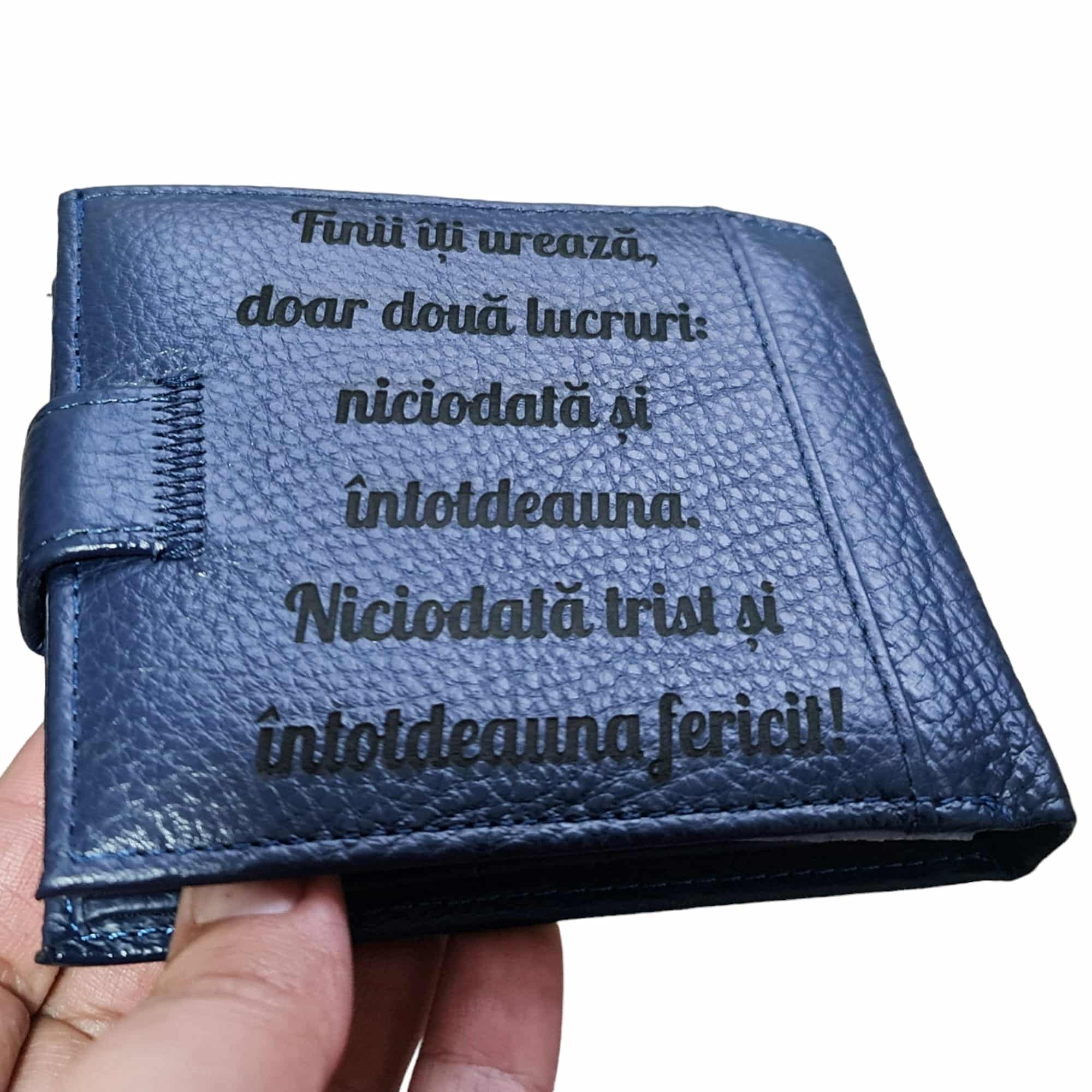 Portofel personalizat piele naturala albastru Finii iti ureaza