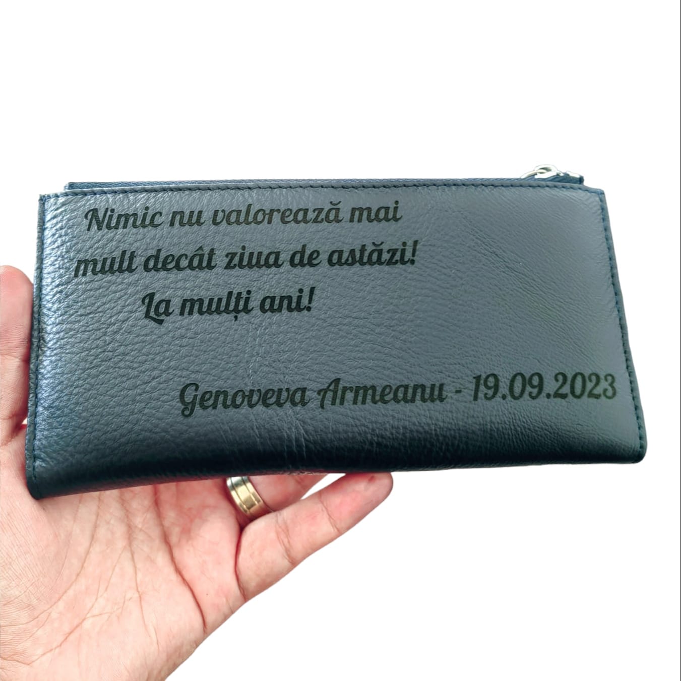 portofel dama piele naturala albastru cu fermoar Nimic nu valoreaza