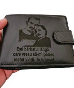 portofel negru cu capsa Esti barbatul vietii mele