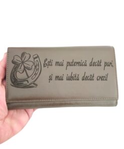 Portofel dama beige Trifoi si potcoava