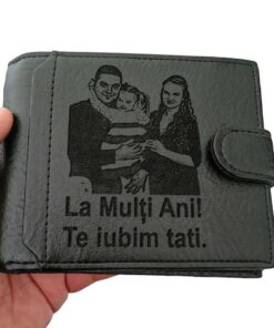 portofel personalizat negru cu capsa  La multi ani Te iubim Tati